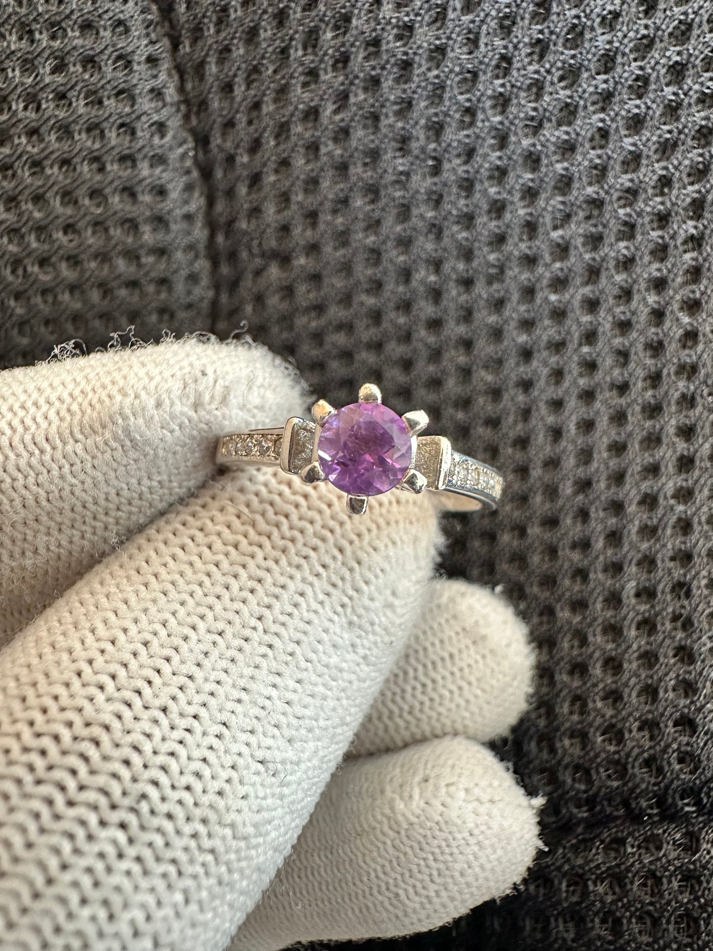925 Silver Ring Featuring Radiant Amethyst – February's Birthstone