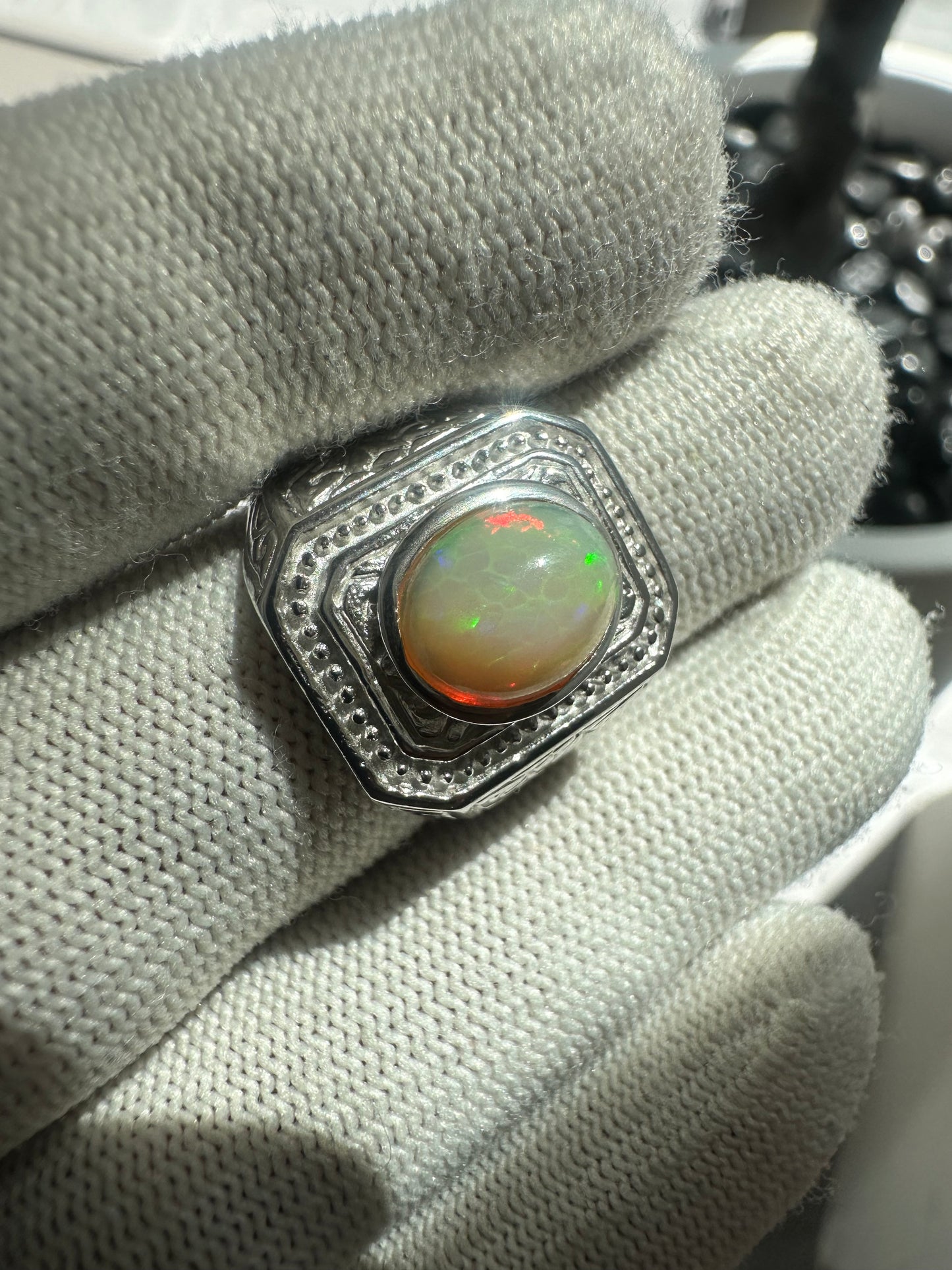 Men's 925 Silver Ring with Welo Ethiopian Opal Rhodium-Plated Elegance
