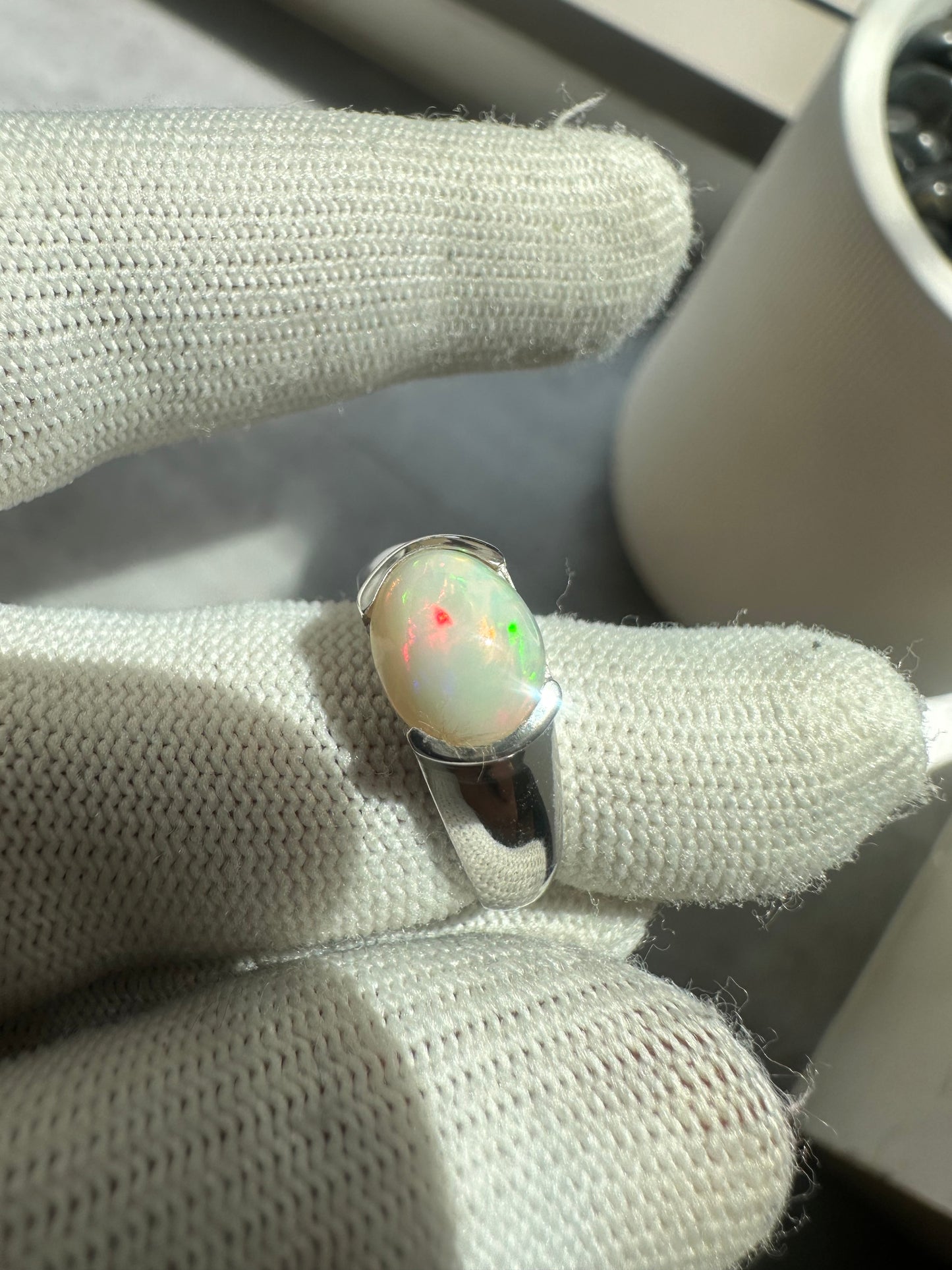 Men's 925 Silver Ring with Welo Ethiopian Opal - Rhodium-Plated Elegance