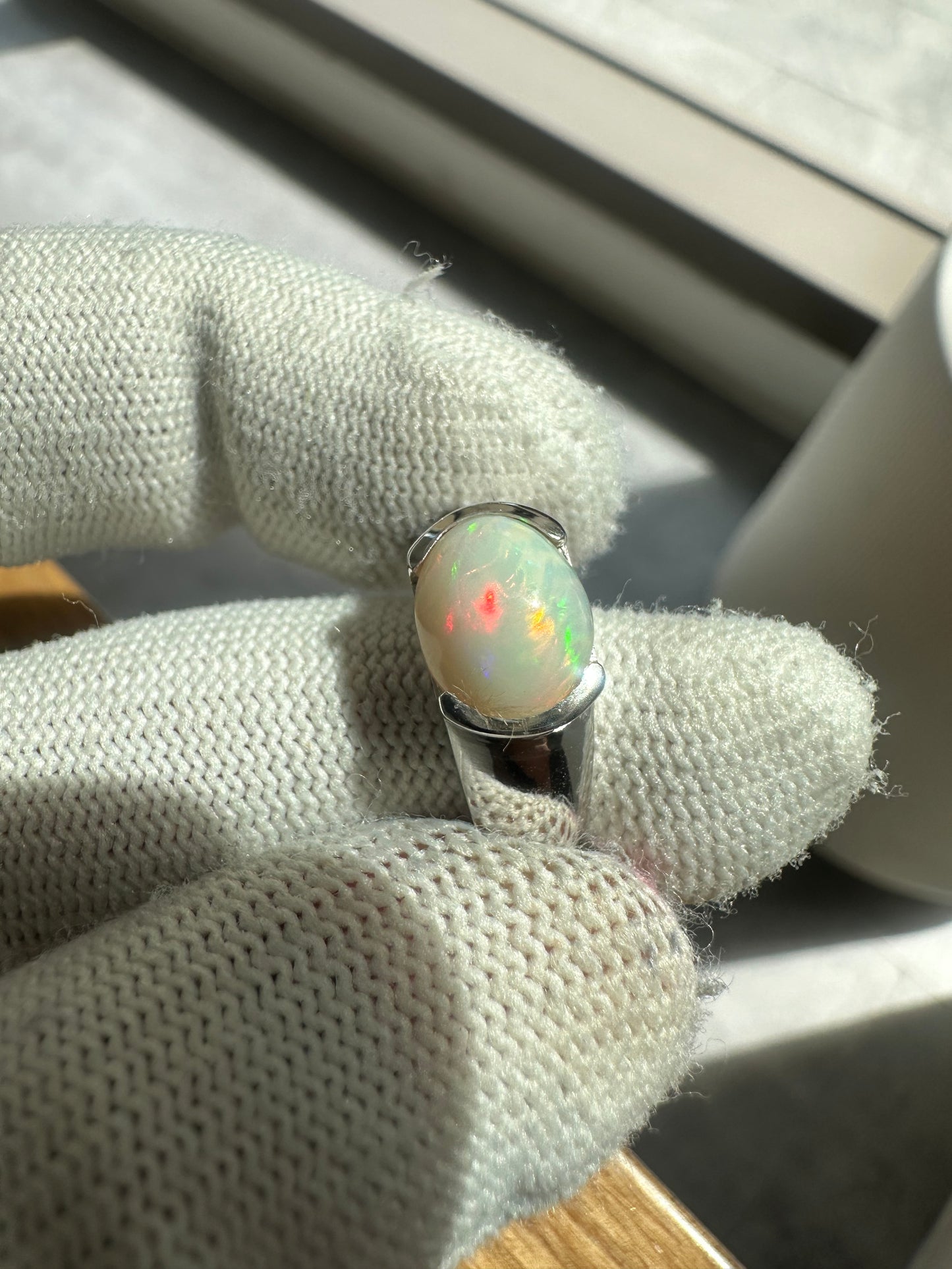 Men's 925 Silver Ring with Welo Ethiopian Opal - Rhodium-Plated Elegance