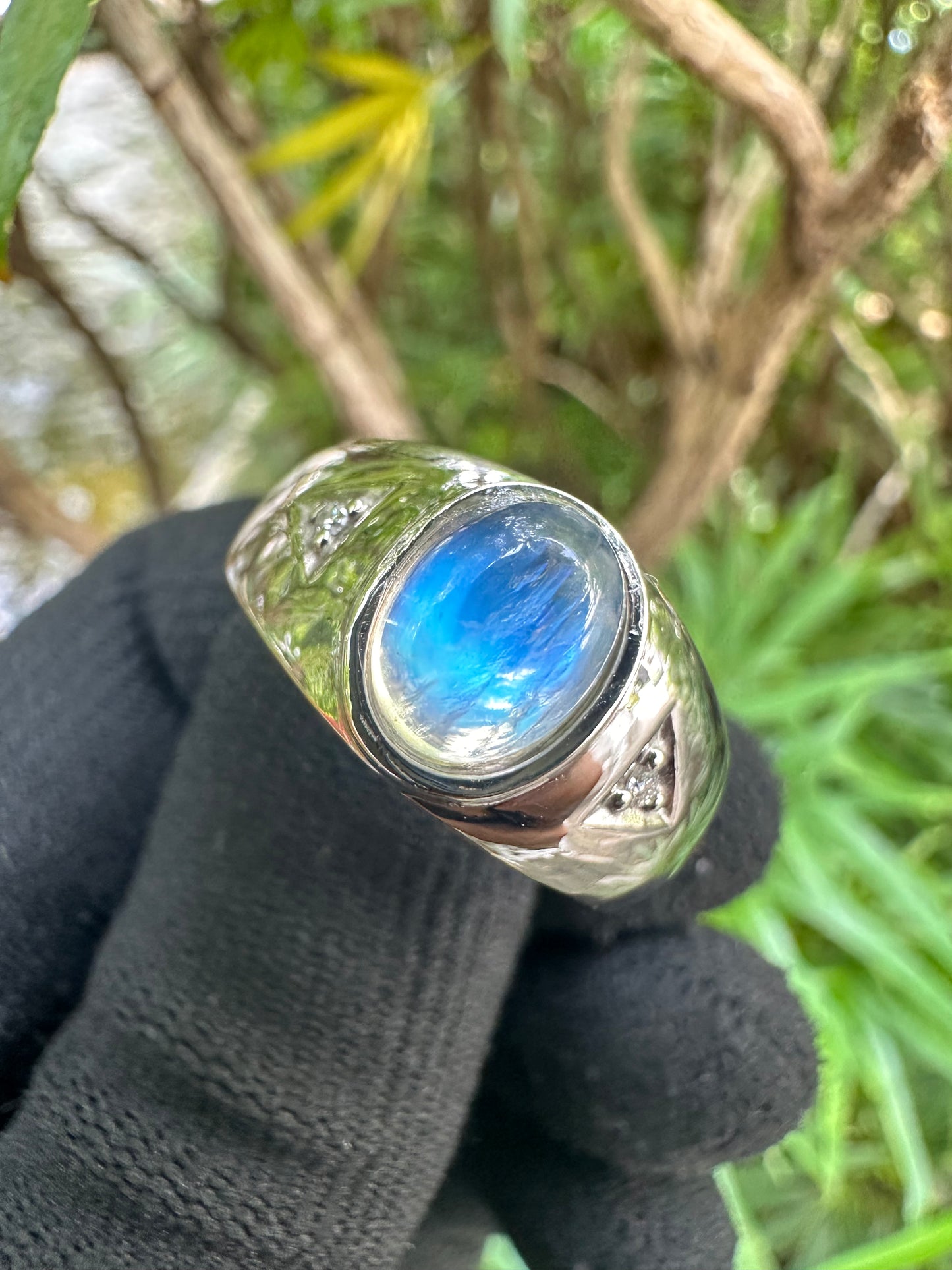 Shop this Men’s Blue Sheen Moonstone Ring in S925 silver – elegant June birthstone jewelry, perfect gift for birthdays, anniversaries & special occasions.