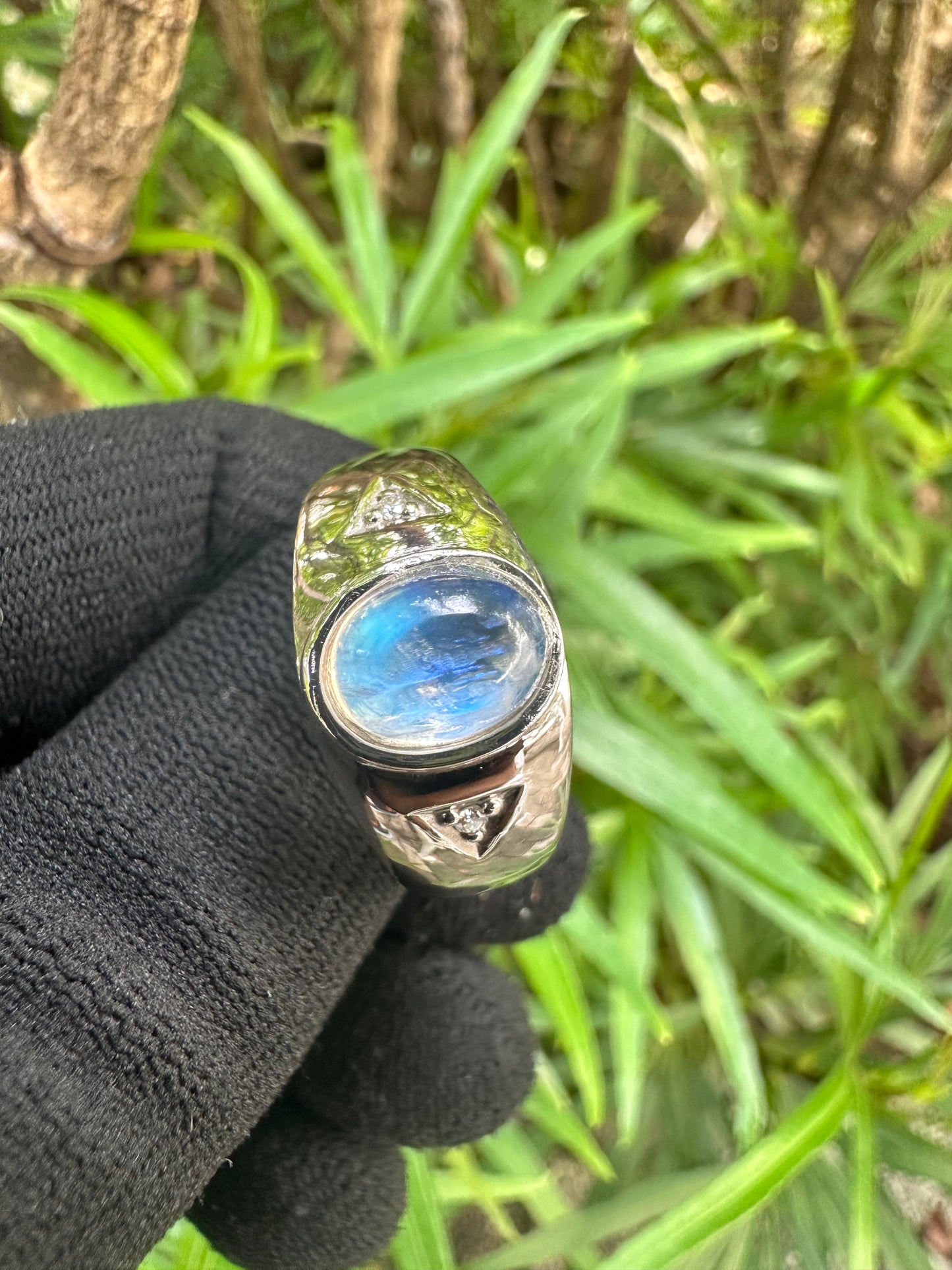 Shop this Men’s Blue Sheen Moonstone Ring in S925 silver – elegant June birthstone jewelry, perfect gift for birthdays, anniversaries & special occasions.