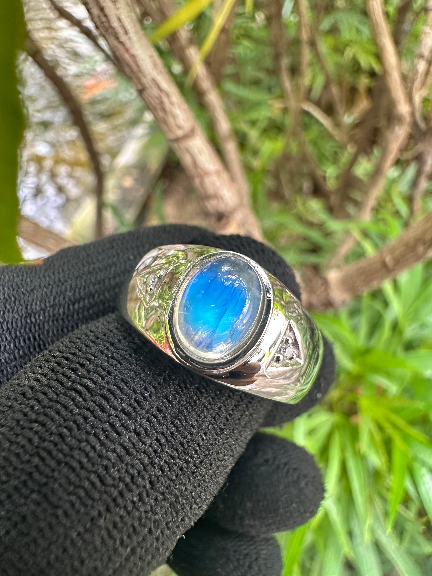 Shop this Men’s Blue Sheen Moonstone Ring in S925 silver – elegant June birthstone jewelry, perfect gift for birthdays, anniversaries & special occasions.