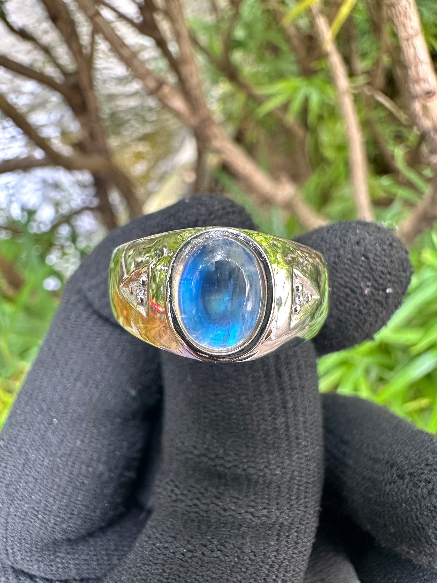 Shop this Men’s Blue Sheen Moonstone Ring in S925 silver – elegant June birthstone jewelry, perfect gift for birthdays, anniversaries & special occasions.