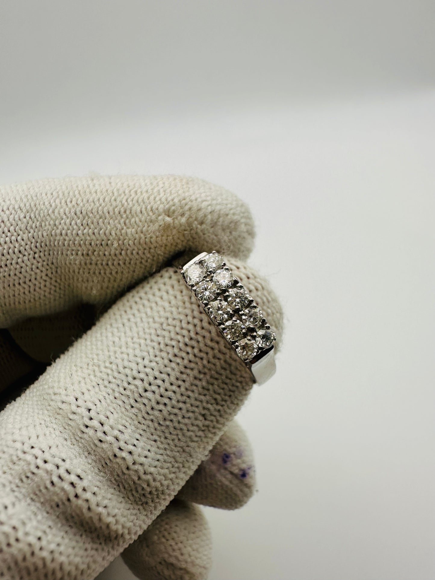 Dazzling Emerald Ring Rhodium Plated 925 Silver A Gift She'll Adore