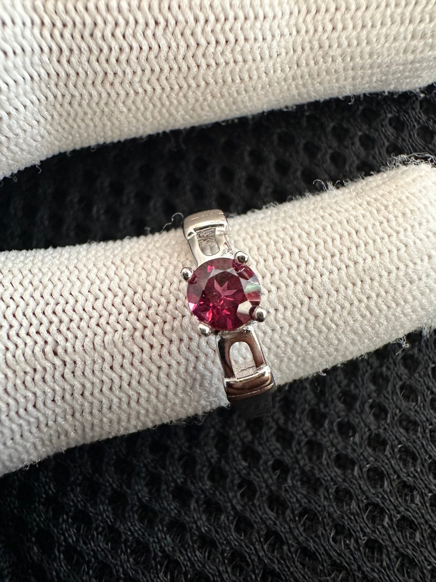 Elegant 925 silver ring featuring a vibrant pink Rubellite Tourmaline, the birthstone for October.