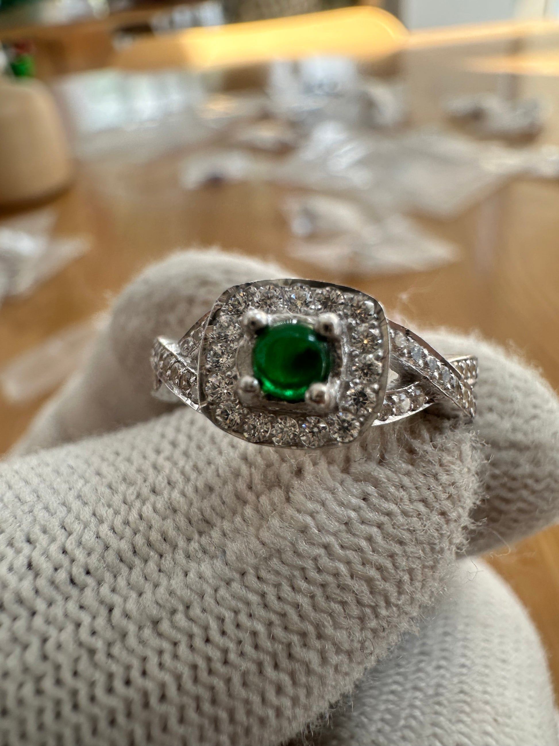 
Radiant Silver 925 Green Chrome Tourmaline Ring – October Birthstone Elegance
