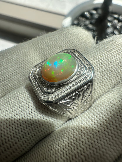 Men's 925 Silver Ring with Welo Ethiopian Opal  Rhodium-Plated Elegance