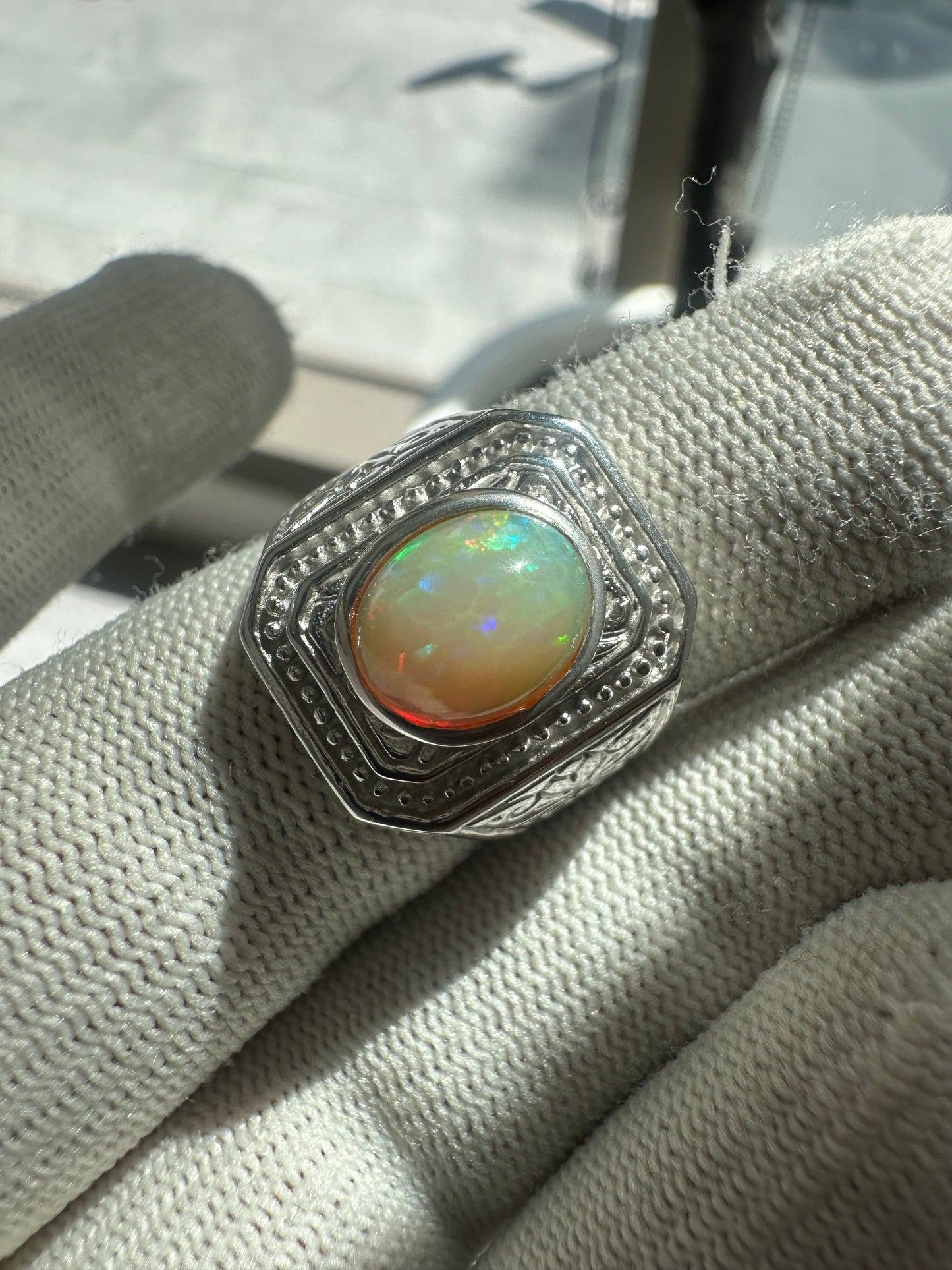 Men's 925 Silver Ring with Welo Ethiopian Opal  Rhodium-Plated Elegance