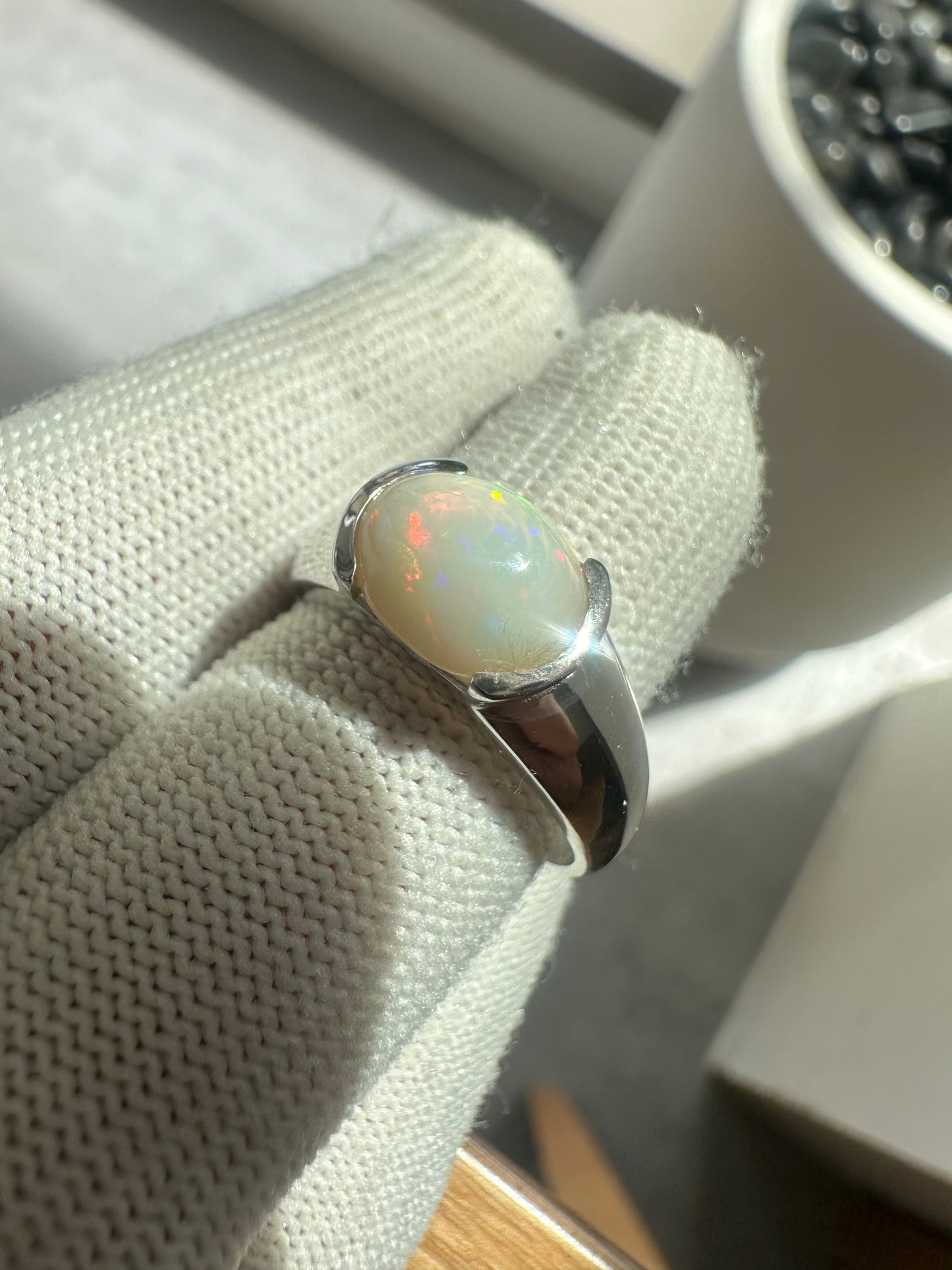 Men's 925 Silver Ring with Welo Ethiopian Opal - Rhodium-Plated Elegance