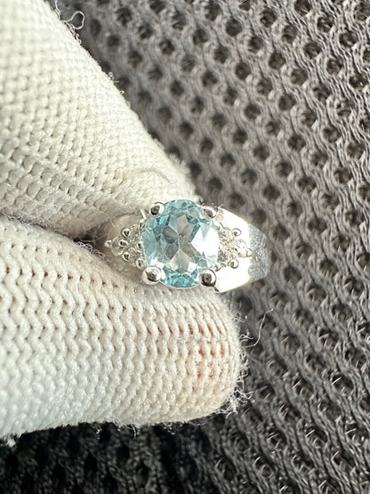 Elegant Swiss Blue Topaz Ring for Women in 925 Sterling Silver – Timeless Beauty and Sparkling Sophistication