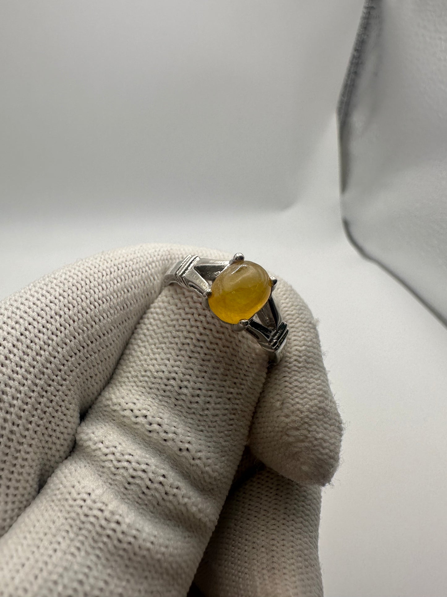 Gleaming Yellow Sapphire Ring in 925 Sterling Silver – Elegant Brilliance