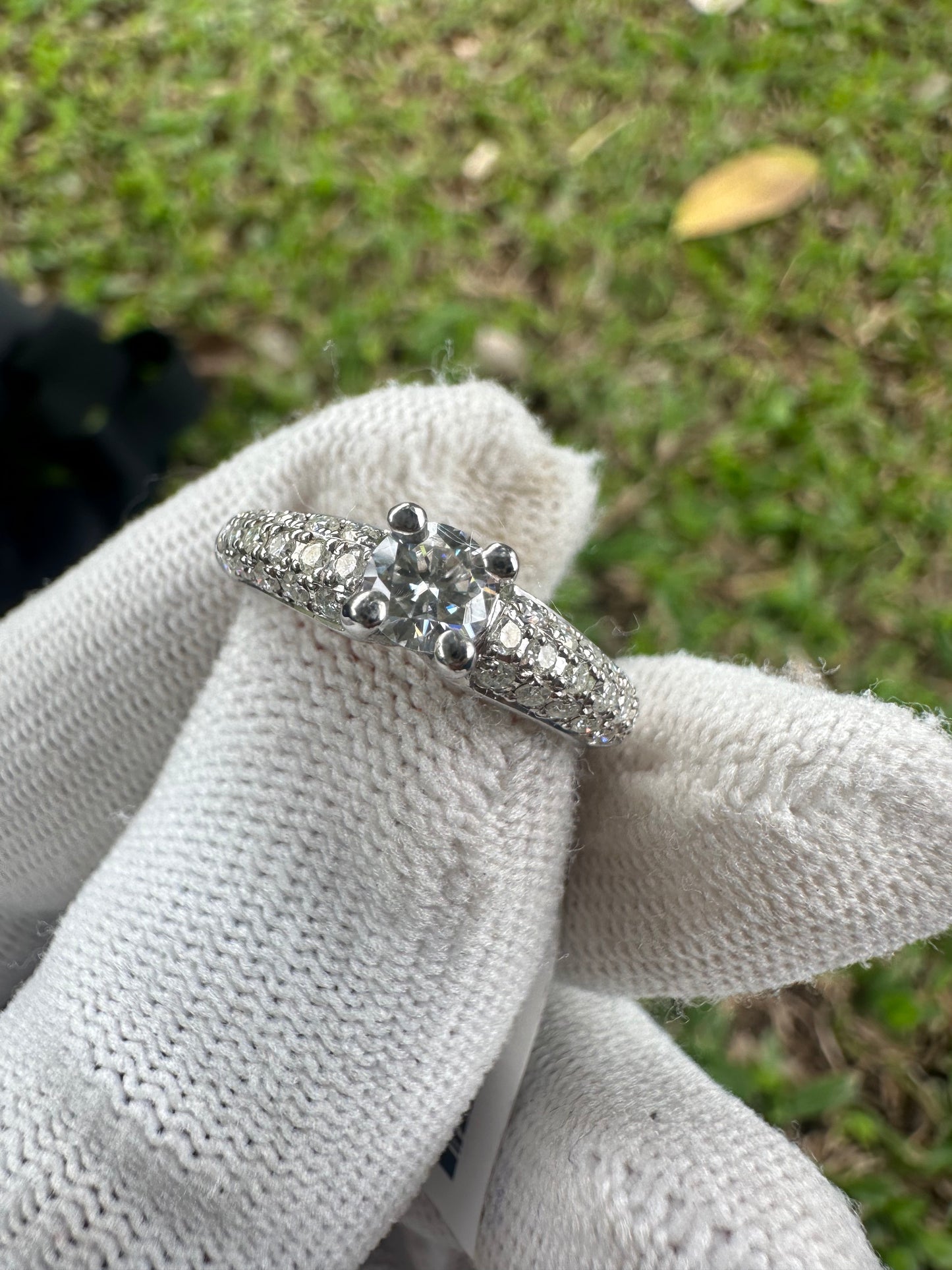 Timeless Moissanite Ring in 925 Silver Setting