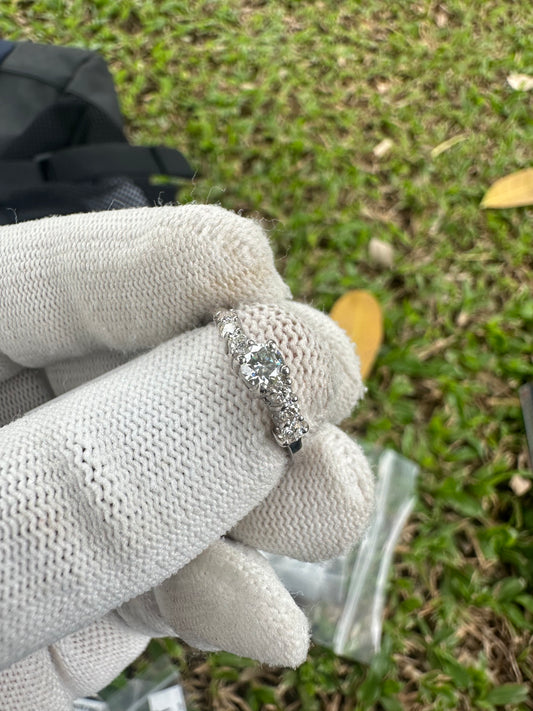 Sparkling Moissanite Ring in 925 Sterling Silver