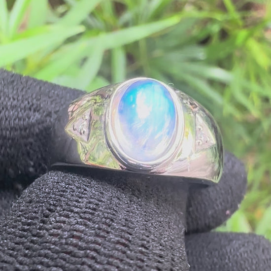 Shop this Men’s Blue Sheen Moonstone Ring in S925 silver – elegant June birthstone jewelry, perfect gift for birthdays, anniversaries & special occasions.